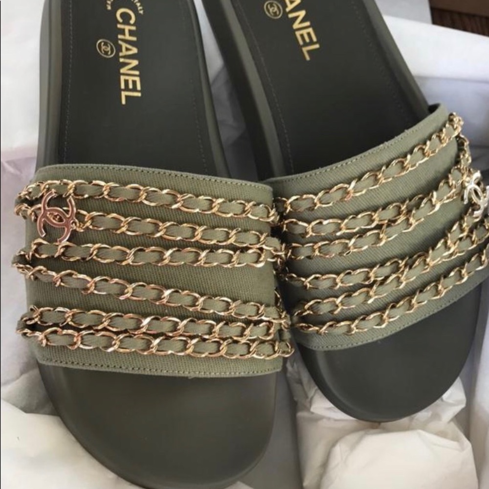 Green Chanel Tropiconic Cubs Slides